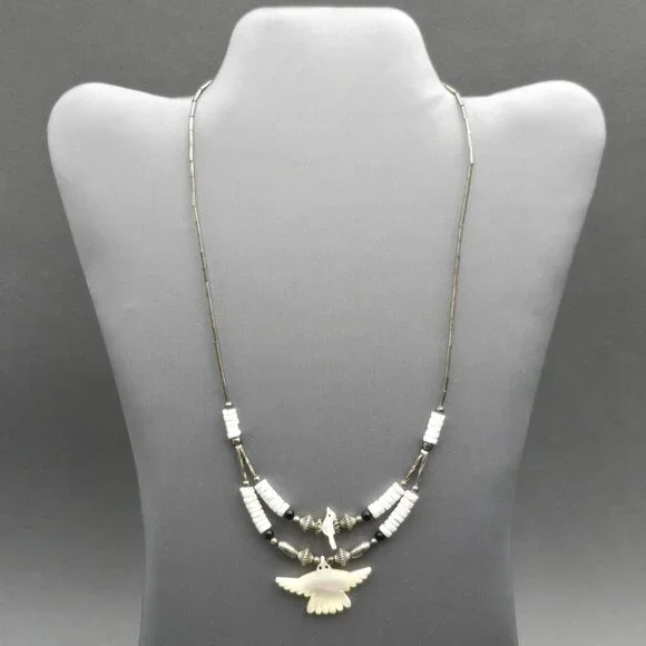 Vintage Southwestern Bird Fetish Necklace 18" Hand Carved MOP Heishi Beads - Picture 11 of 11